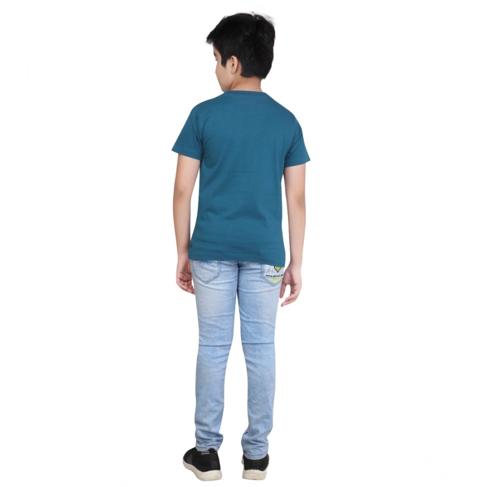 PID-64000-Boy-s-Cotton-Grapic-Printed-Round-Neck-T-Shirt-Teal-Green-2-1000x1000-1.webp PID-64000-Boy-s-Cotton-Grapic-Printed-Round-Neck-T-Shirt-Teal-Green-2-1000x1000-1.webp
